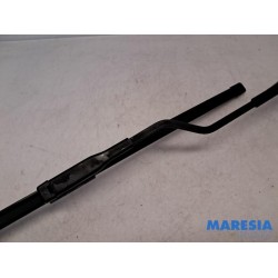 Fiat - Punto - Front wiper arm