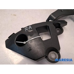 Peugeot - 308 - Support pare-chocs arrière centre