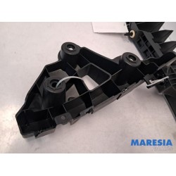 Peugeot - 308 - Support pare-chocs arrière centre