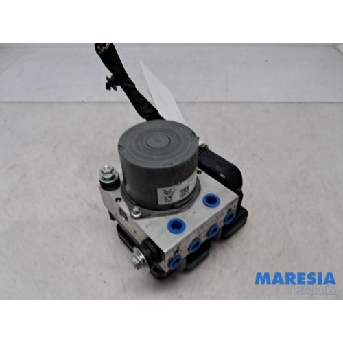 Peugeot - 308 - ABS pump