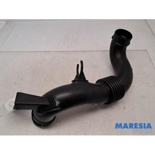 Renault - Master - Air intake hose