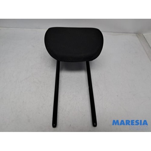 Dacia - Sandero - Headrest
