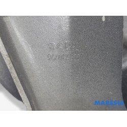 Peugeot - 308 - Motorhaube Scharnier