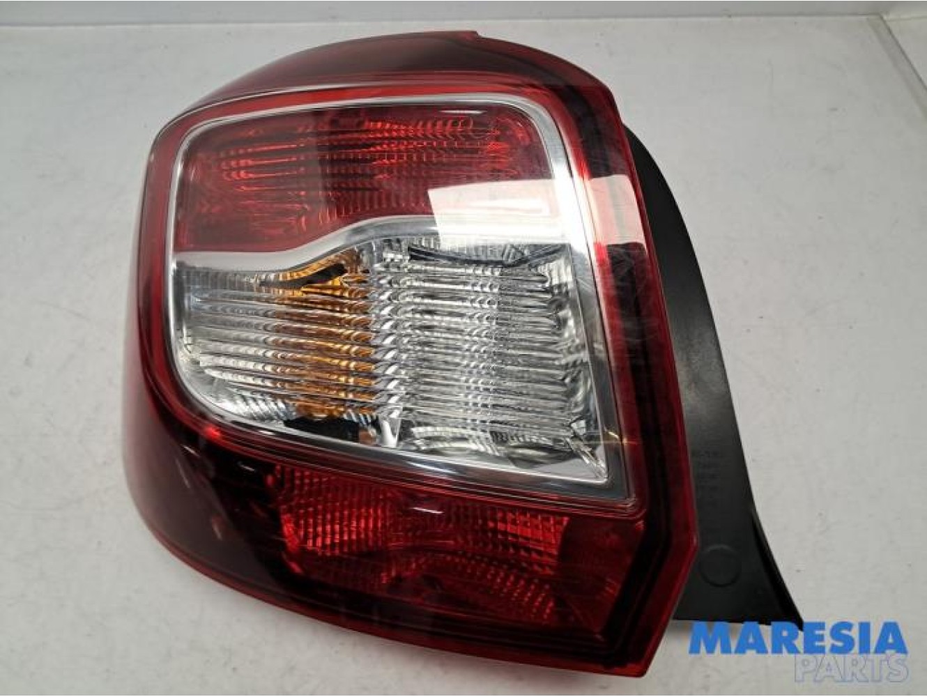 Dacia - Sandero - Taillight, left