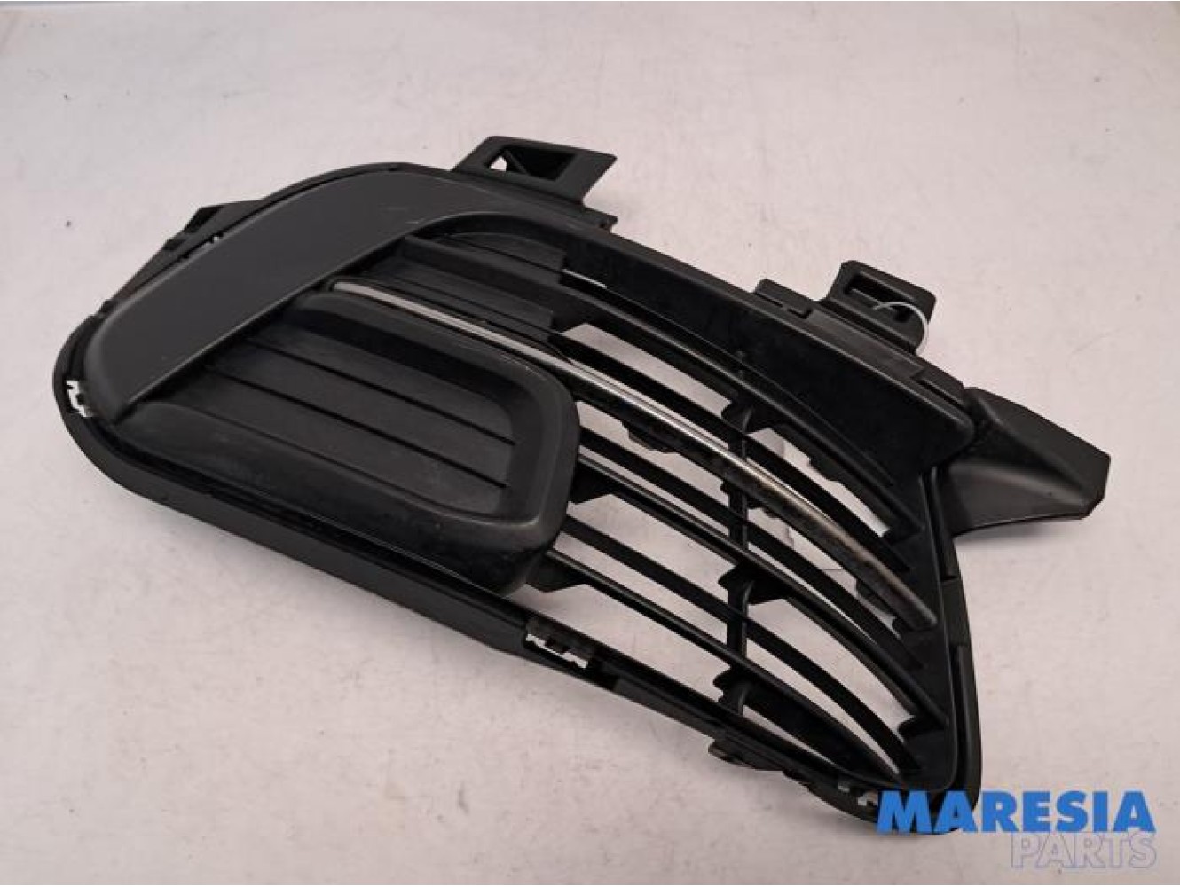 Peugeot - 308 - Front bumper overrider, right