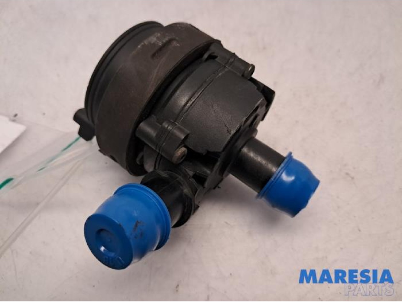Renault - Master - Additional water pump