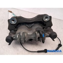 Renault - Master - Front brake calliper, left