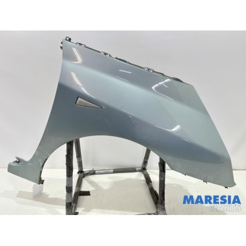 Renault - Espace - Front wing, right