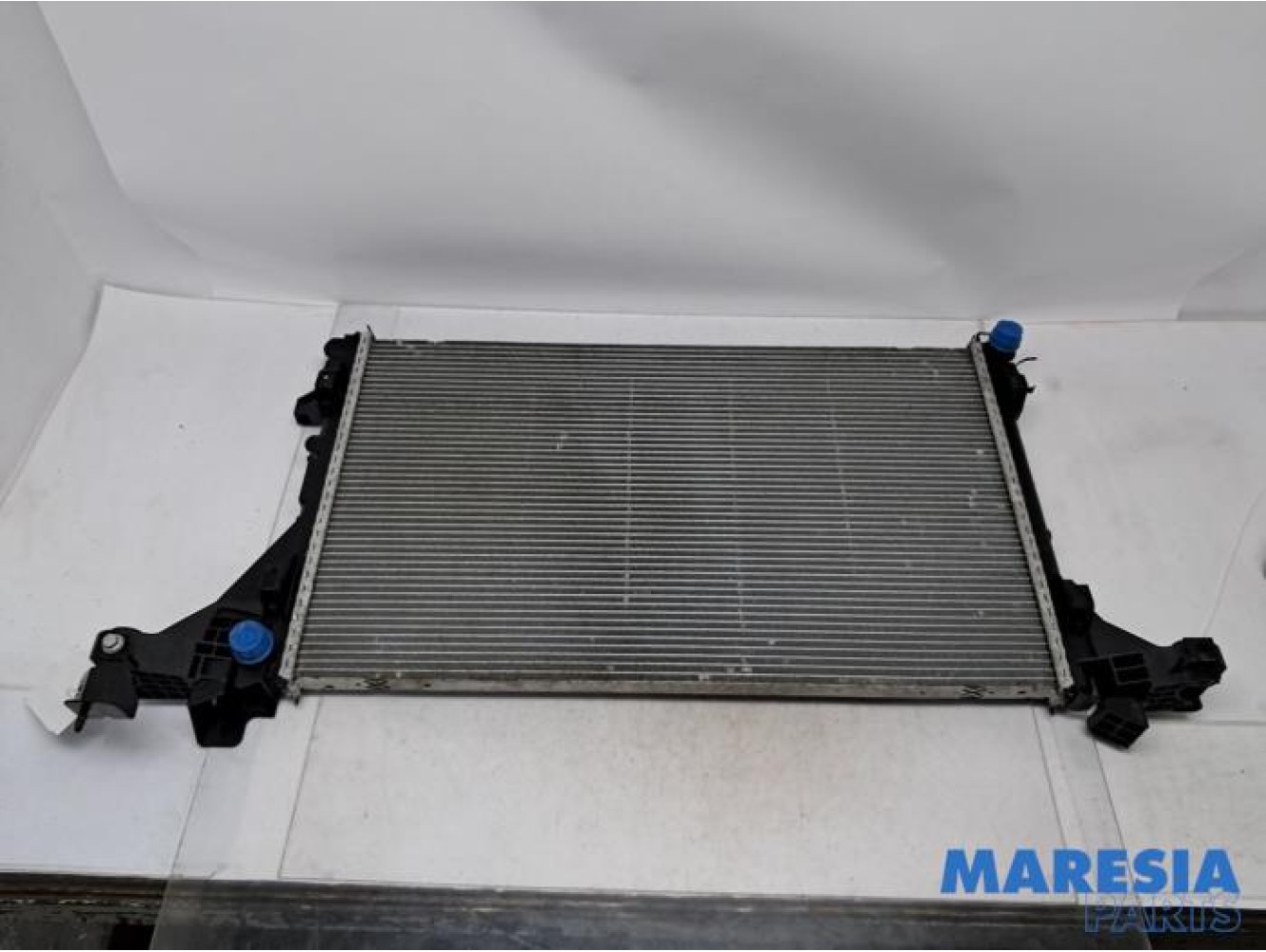 Renault - Master - Radiator