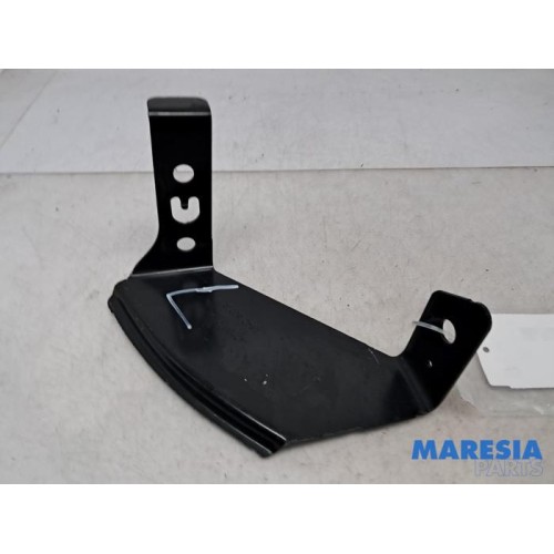 Renault - Master - Front bumper bracket, left
