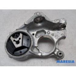 Citroen - Berlingo - Engine mount