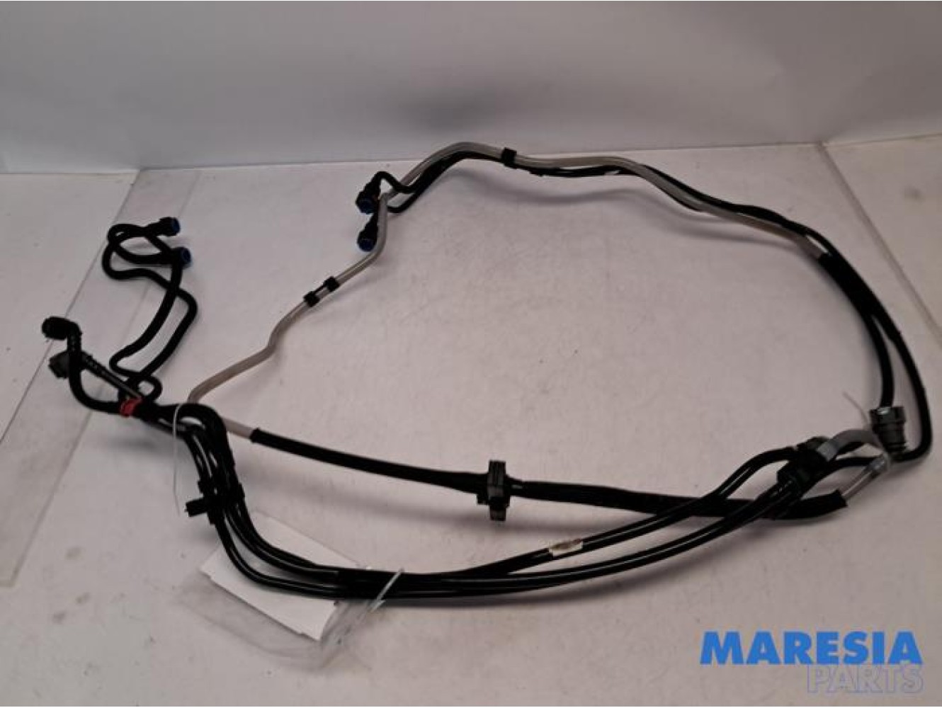 Renault - Master - Conduit de carburant