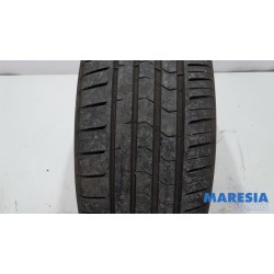 Renault - Espace - Tyre