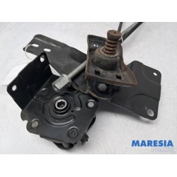 Renault - Master - Hebemachanik Reserverad