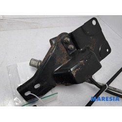 Renault - Master - Hebemachanik Reserverad