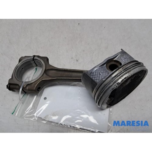 Peugeot - 307 - Connecting rod