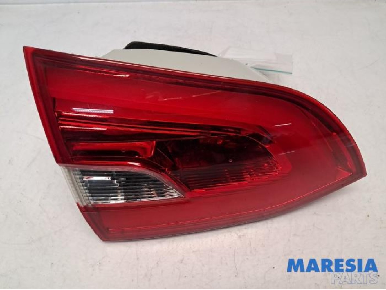 Peugeot - 308 - Taillight, left