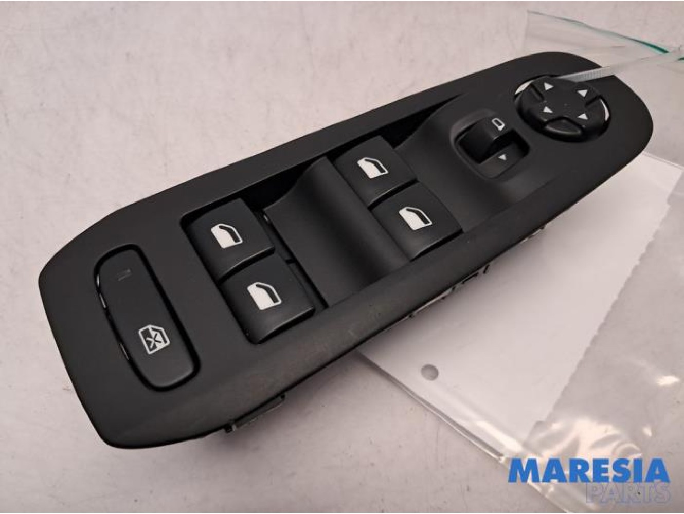 Peugeot - 308 - Multi-functional window switch