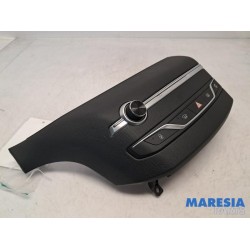 Peugeot - 308 - Panneau commande radio
