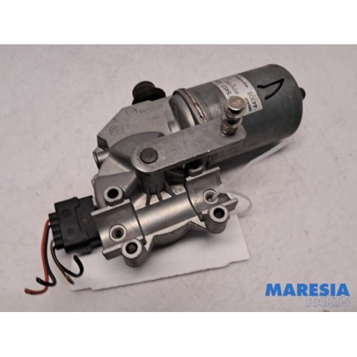 Renault - Master - Front wiper motor