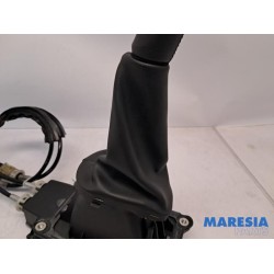 Dacia - Sandero - Versnellingspook