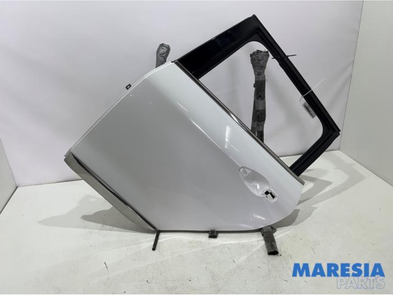 Peugeot - 2008 - Rear door 4-door, left