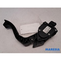 Dacia - Sandero - Gaspedal