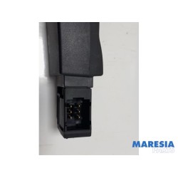 Dacia - Sandero - Commande radio volant