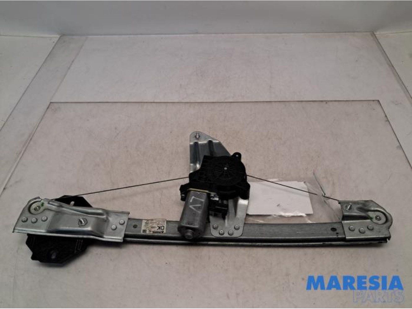 Dacia - Sandero - Window mechanism 4-door, front left