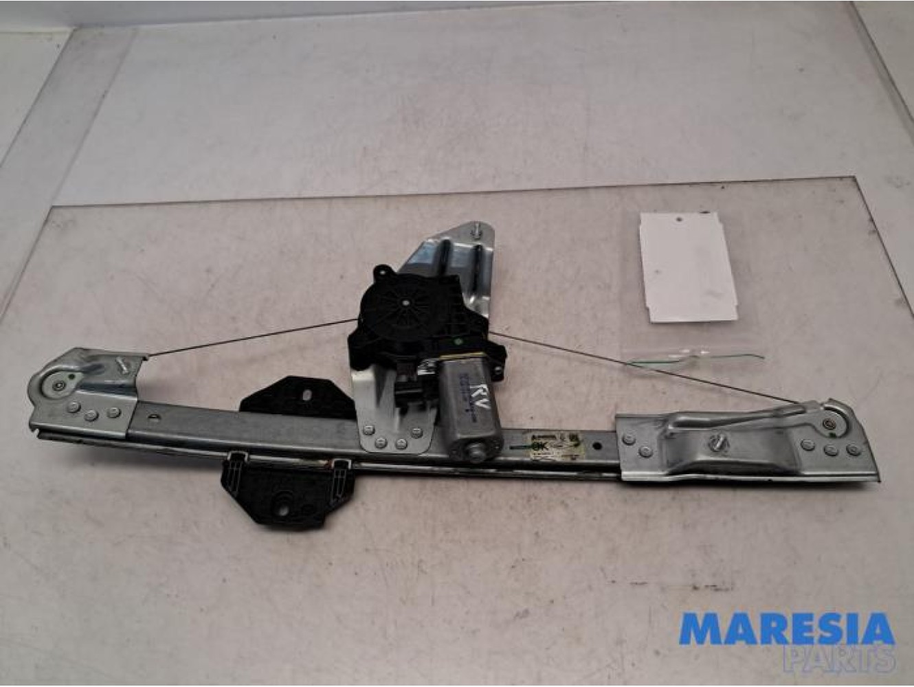 Dacia - Sandero - Window mechanism 4-door, front right