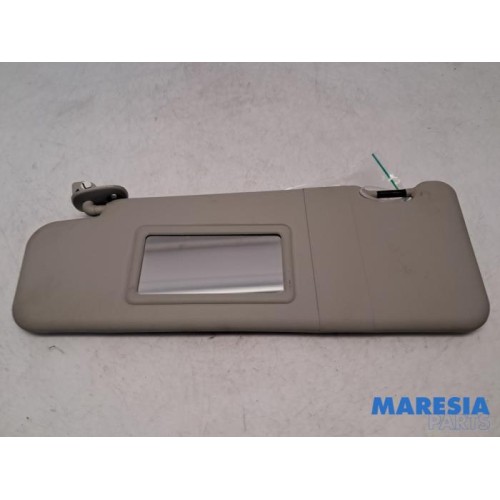 Dacia - Sandero - Sun visor