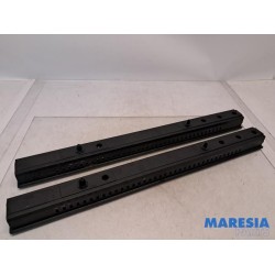 Renault - Espace - Stoel Rails links