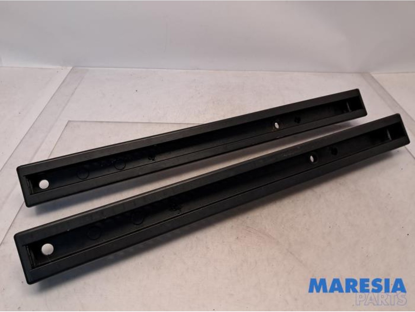 Renault - Espace - Stoel Rails links