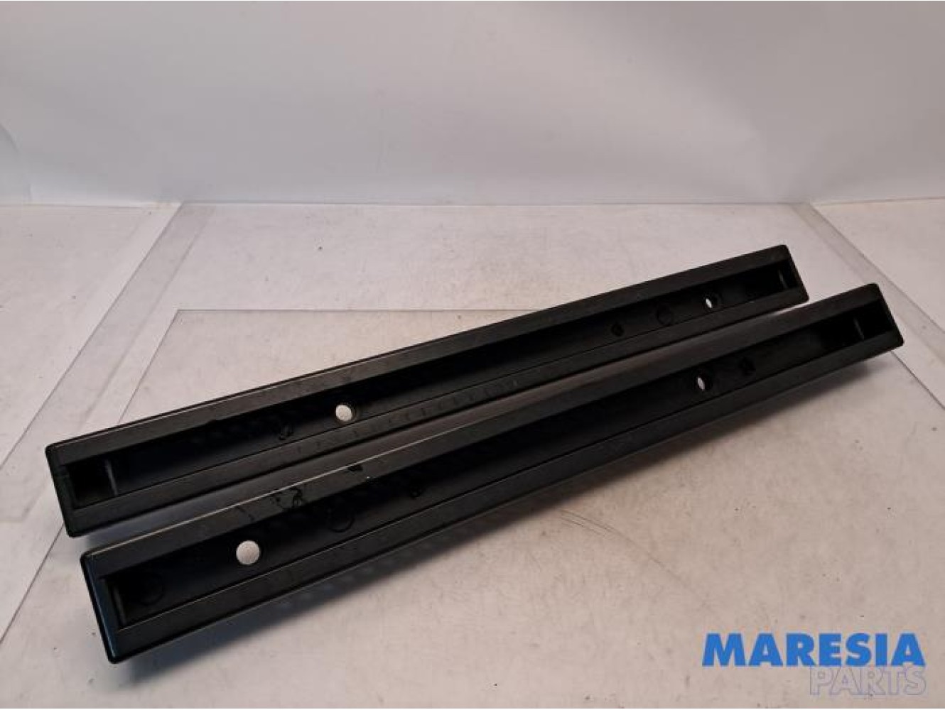 Renault - Espace - Seat rails, right