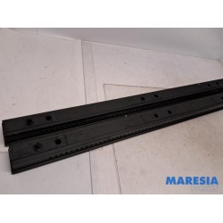 Renault - Espace - Stoel Rails links