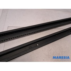 Renault - Espace - Seat rails, right