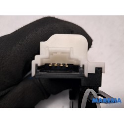 Renault - Espace - Tailgate lock mechanism