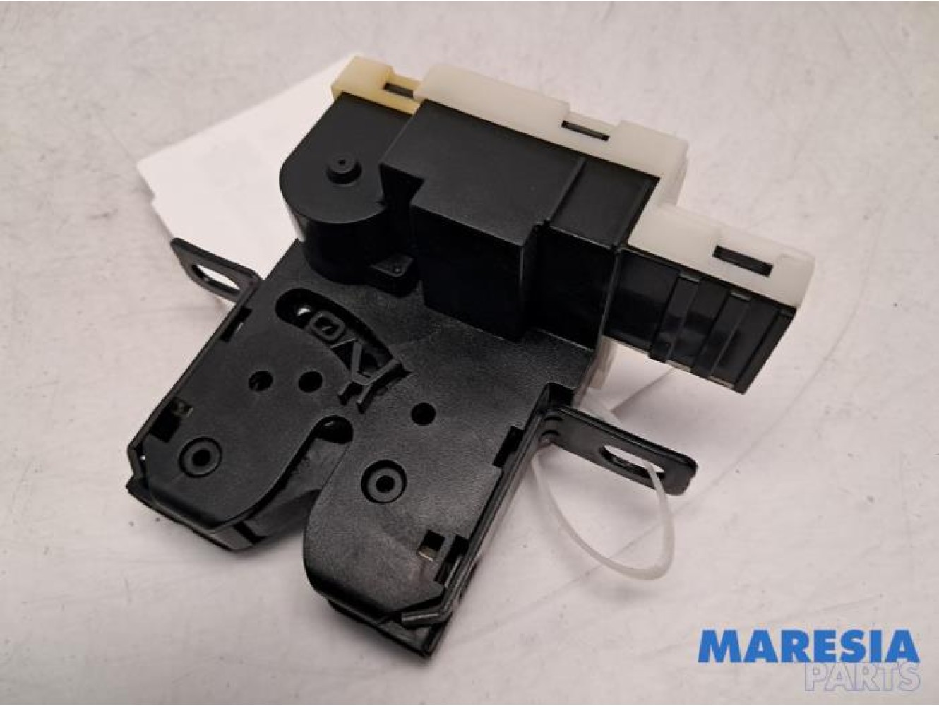 Renault - Espace - Tailgate lock mechanism