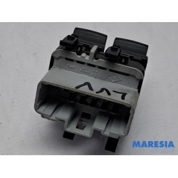 Renault - Espace - Electric window switch