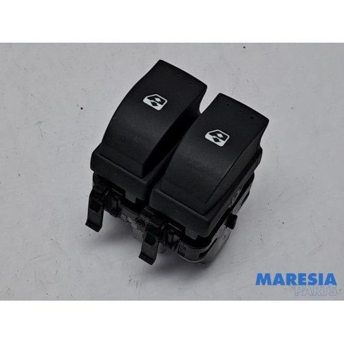 Renault - Espace - Electric window switch