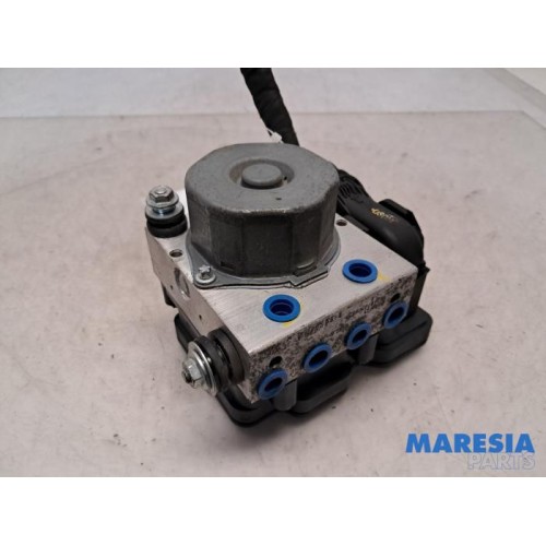 Dacia - Sandero - ABS pump