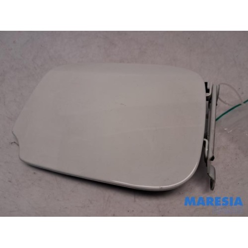 Dacia - Sandero - Tank Klep