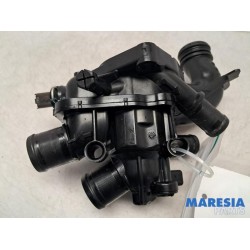 Peugeot - 5008 - Boîtier thermostat