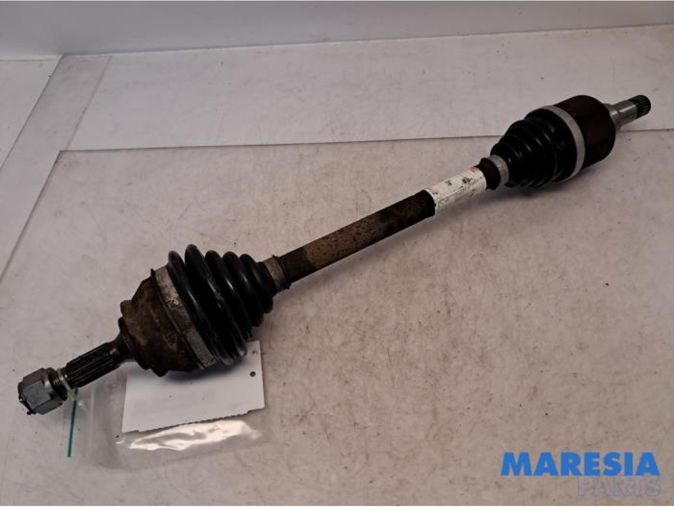 Peugeot - 2008 - Front drive shaft, left