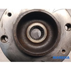 Peugeot - 2008 - Knuckle, front right