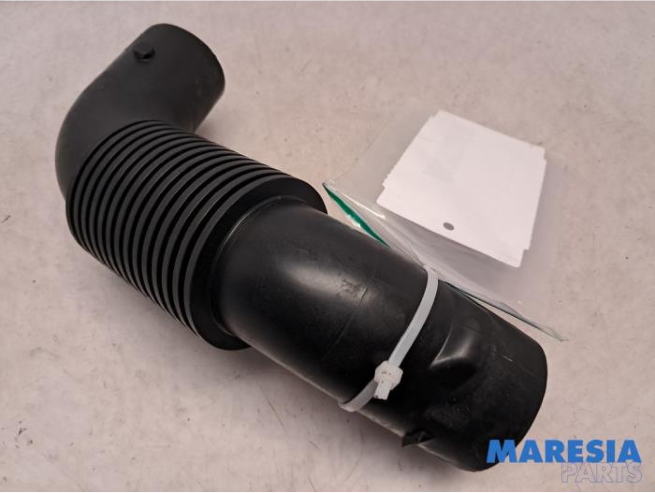 Peugeot - 2008 - Air intake hose