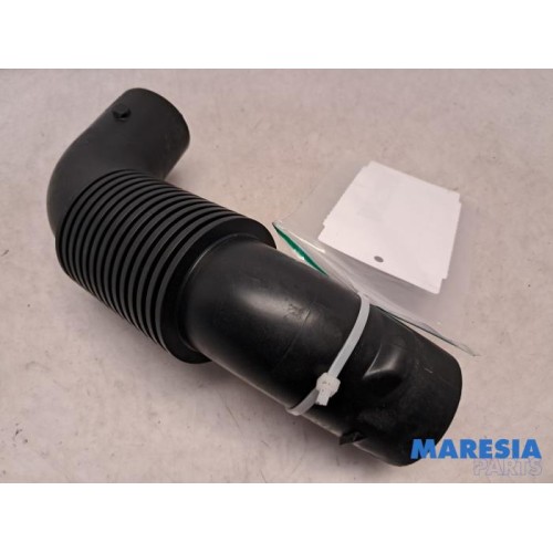 Peugeot - 2008 - Air intake hose