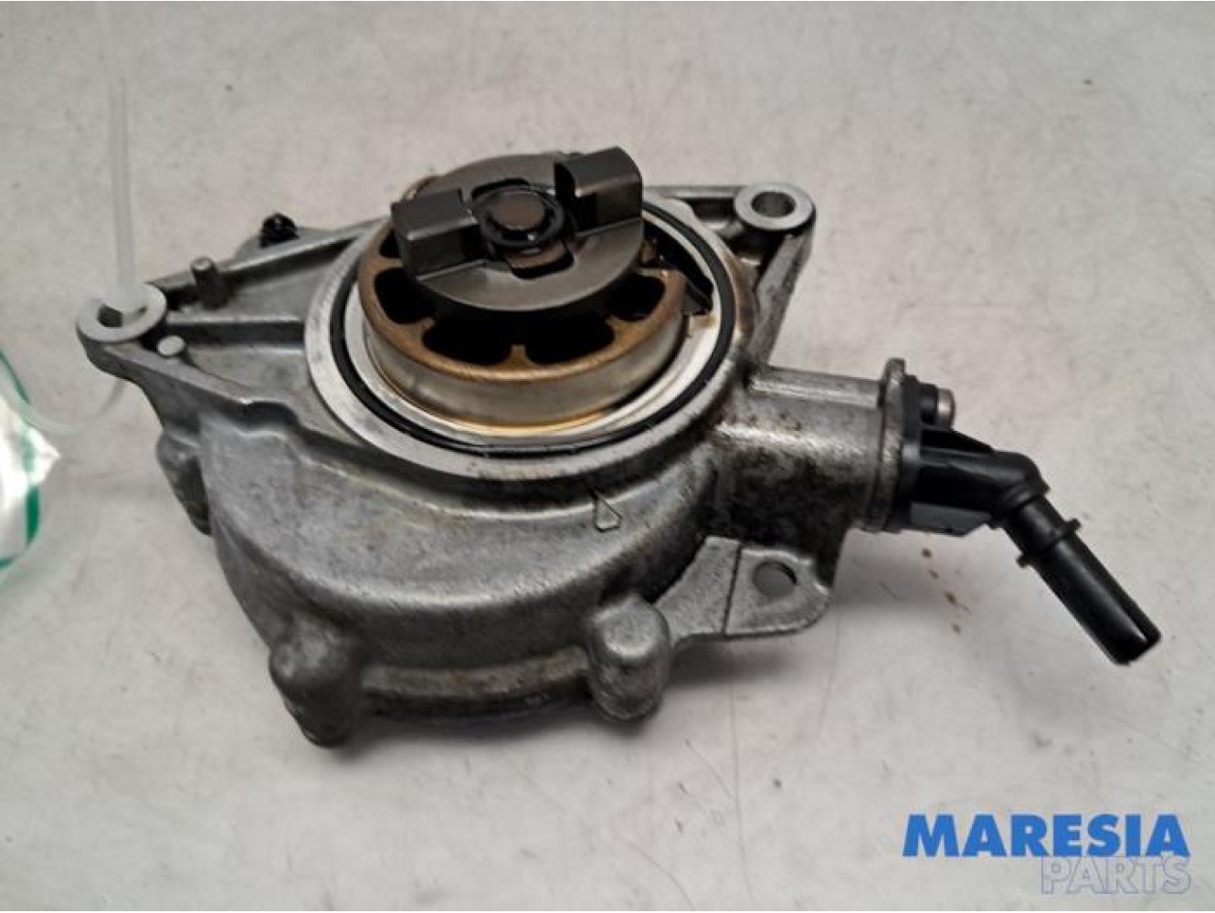 Peugeot - 5008 - Vacuum pump (petrol)