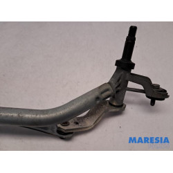 Peugeot - 2008 - Wiper mechanism