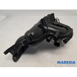 Peugeot - 508 - Intake manifold
